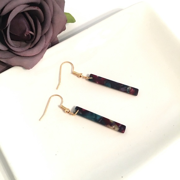 Eggplant Tortoise Shell Bar Minimalist Dangle Earrings - Picture 4 of 5